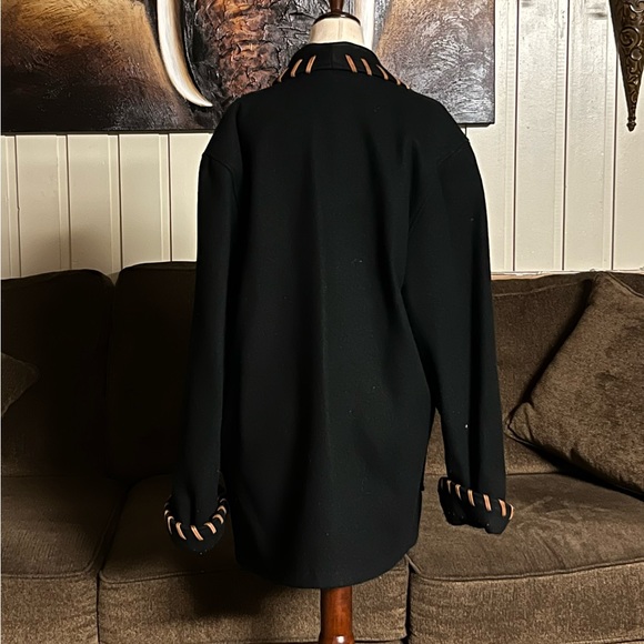 Luskey’s • Women • Medium • Vintage • Wool • Black • Coat • W/ Leather Trim - Picture 10 of 12
